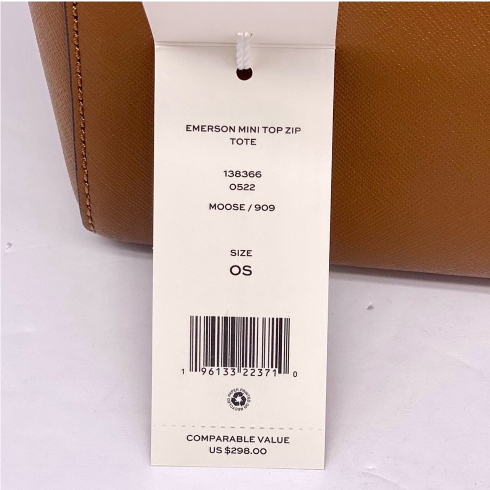 TORY BURCH EMERSON MINI NWT
TOP ZIP TOTE LEATHER CROSSBODY SATCHEL - Picture 15 of 15